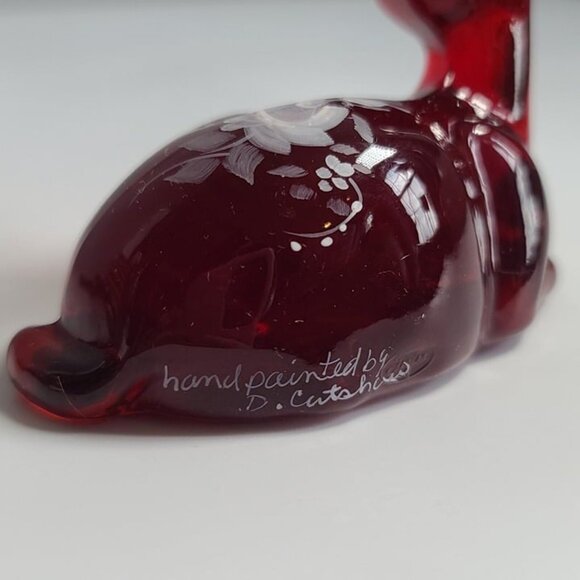 Fenton art glass 1980s Ruby Red Fawn/Deer Doe figurine hand painted collectible - Picture 2 of 8